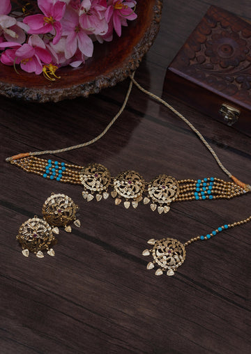 Afsah Choker