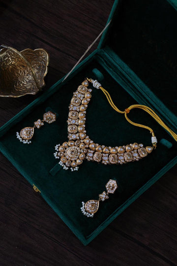 Dania Gold