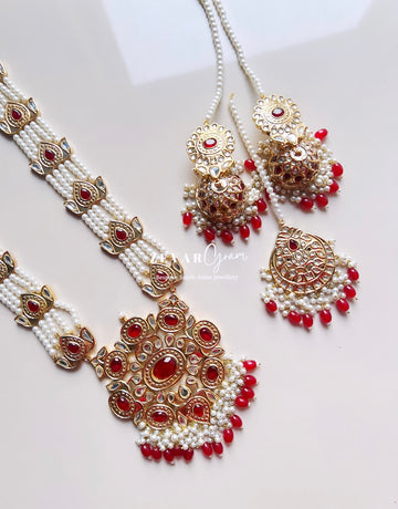 Sarina Red