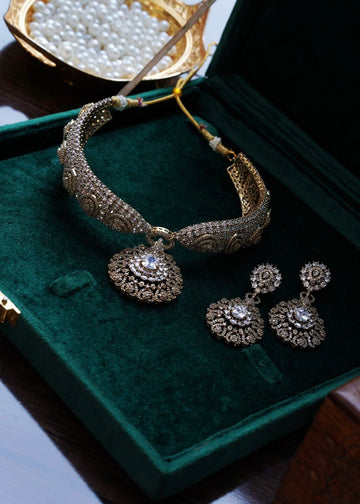 Oyster Collar Set