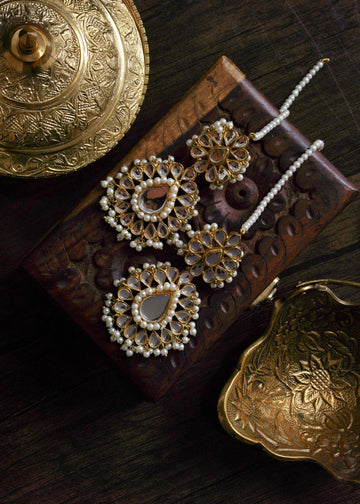 Nisa Earrings