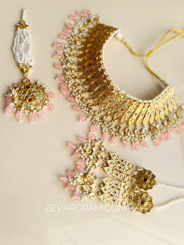 Isra Pink