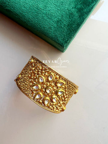 SUMAN HANDCUFF