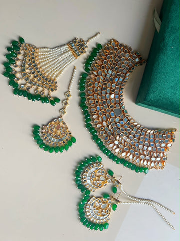 Nargis Set